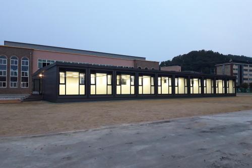 Yecheon Girl's High School Image